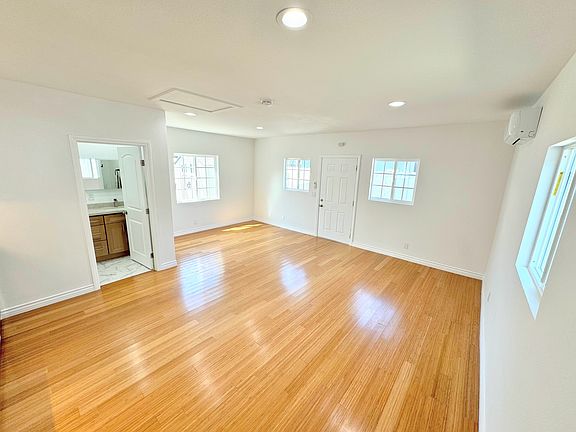 2nd image of 16427 San Jose St #16429