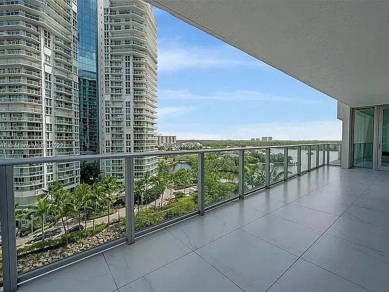 300 Sunny Isles Blvd #802 — Photo 2