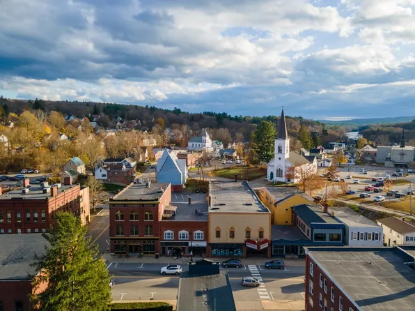 359 Central Street #3, Franklin, NH 03235