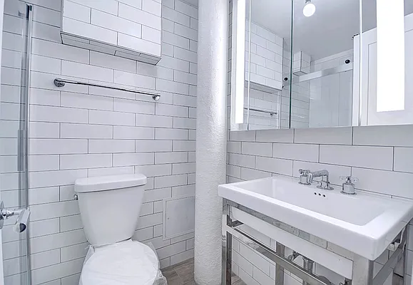 Rented by Urbane Brokerage | media 5