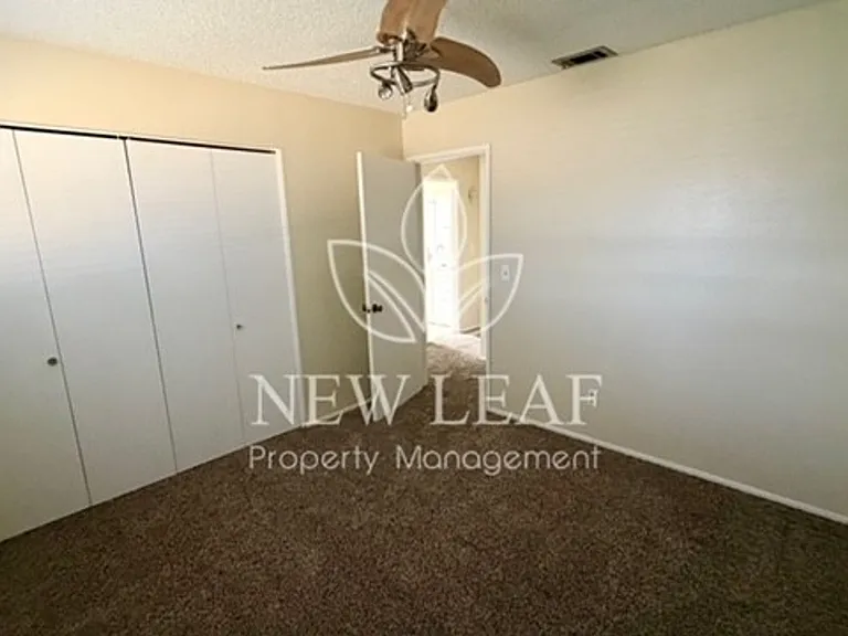 2714 W 9th St — Photo 26