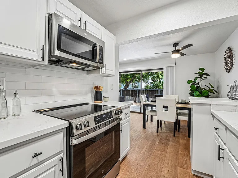 Summerwood Apartments — Photo 48