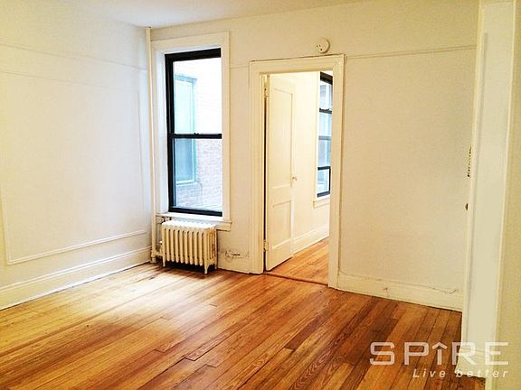 4th image of 4135 48th St APT 2R