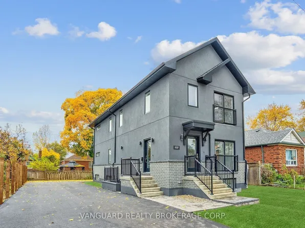 1937 Lawrence Ave W, Toronto, ON M9N 1G8