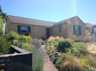 3006 36th Ave SW, Seattle, WA 98126