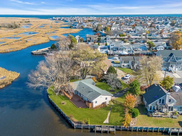 607 Ranger Dr, Forked River, NJ 08731