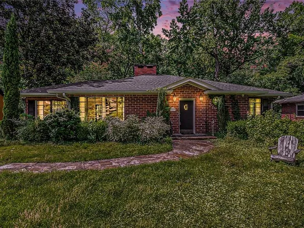 123 Willow Ln, Decatur, GA 30030