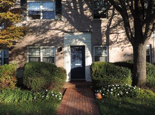 7 N Lewis Pl UNIT 2B, Rockville Centre, NY