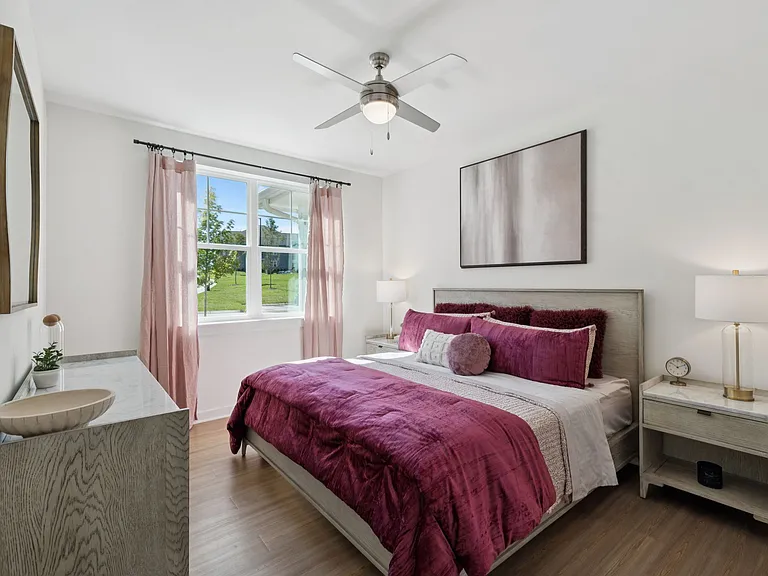 Sanctuary Bluff Apartments — Photo 38