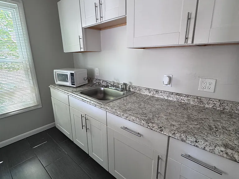 736 Savin Ave #2 — Photo 7