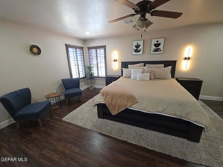 12867 Hidden Grove Dr — Photo 32