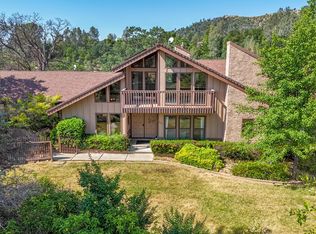 8846 Goldstone Ln, Redding, CA 96001