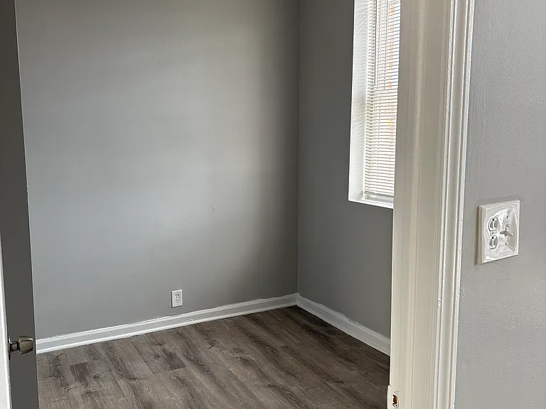 7134 S Cornell Ave #2 — Photo 3