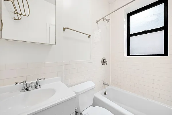 Rented by Corcoran | media 21