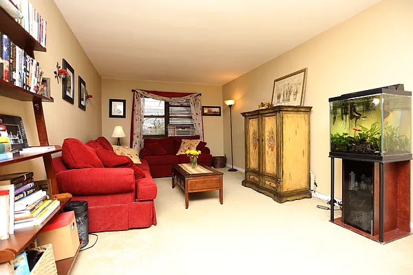 Sold by Keller Williams Realty Landmark II | media 17