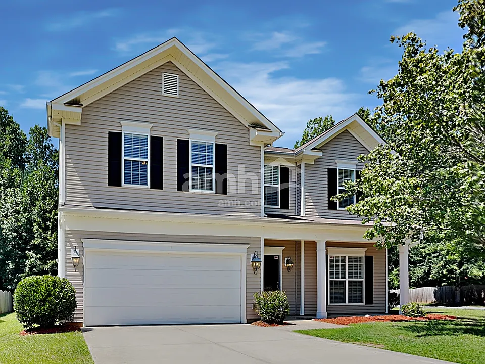4095 Shadetree Dr