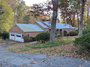 108 Studio Rd, Stamford, CT 06903