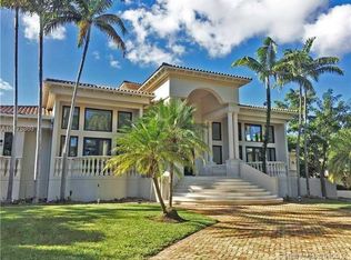 8112 Los Pinos Cir, Coral Gables, FL 33143