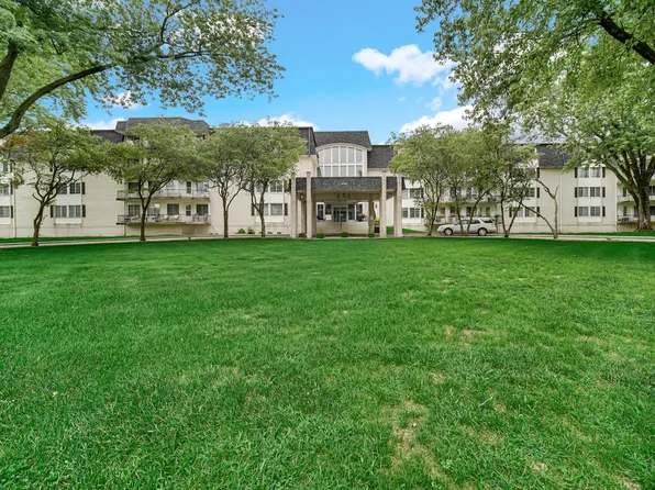 8750 Harrison Ave APT 214, Munster, IN 46321