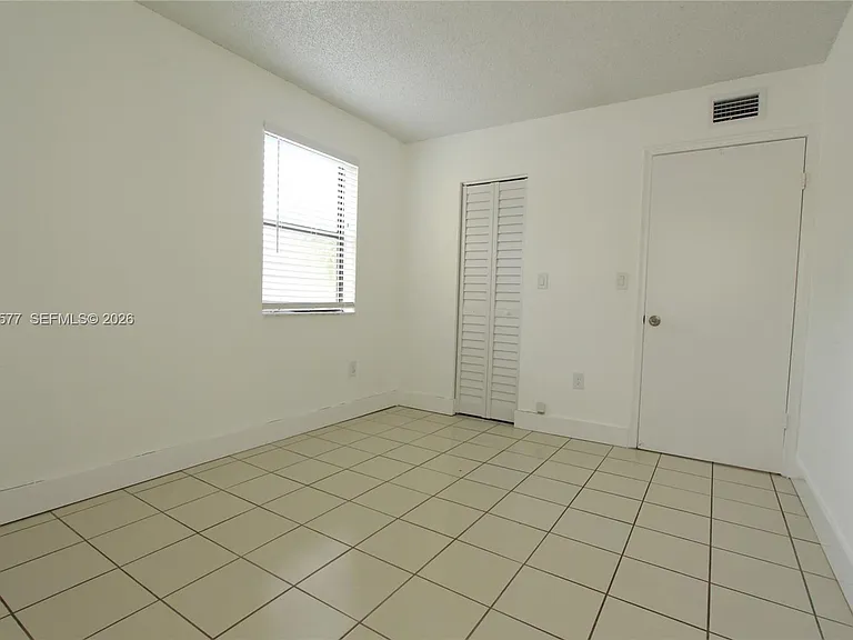 650 NW 114th Ave #101 — Photo 11