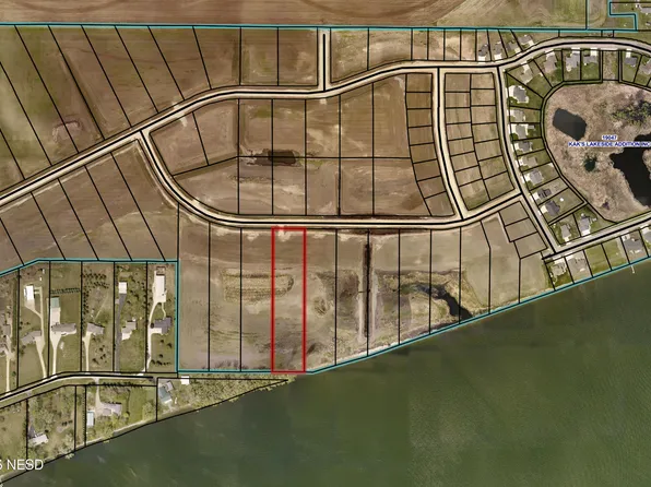 L14 B 18th Ave SW #3, Watertown, SD 57201