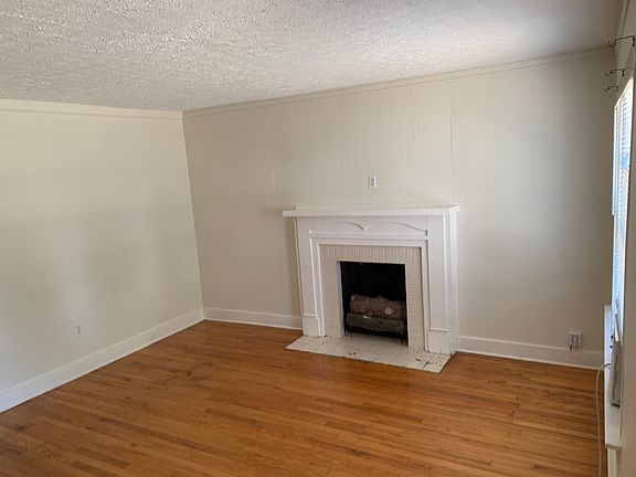 5th image of 842 Cabell Dr