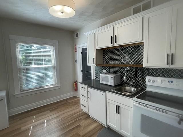 1st image of 101 N Rose St #202