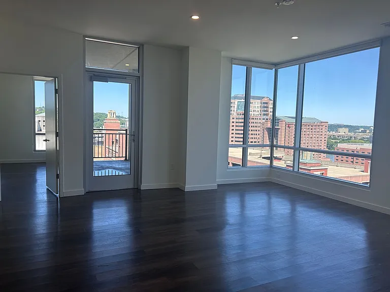 103 E 3rd St. - The Hayden — Photo 33