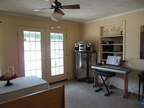5th image of 635 Driftwood Ln
