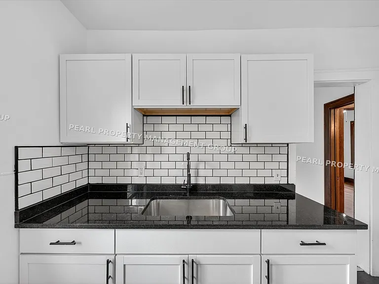 368 Piper Blvd — Photo 10
