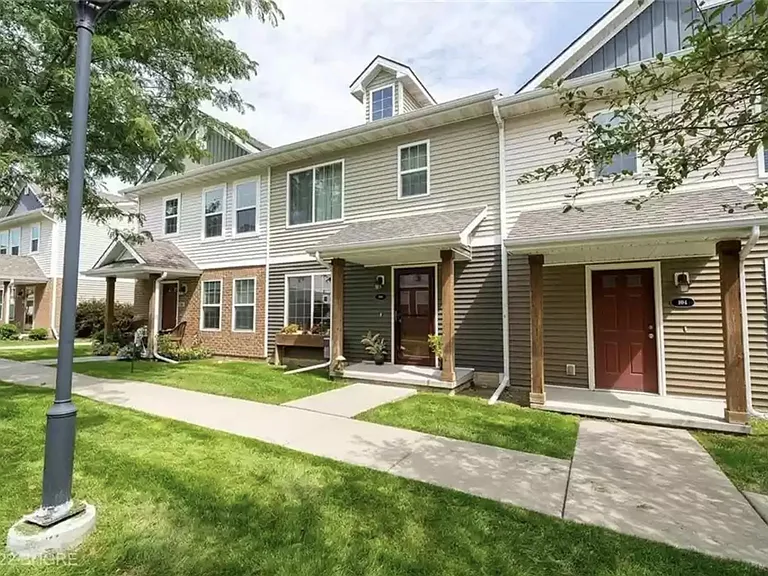 9055 Coneflower Dr #106 — Photo 3