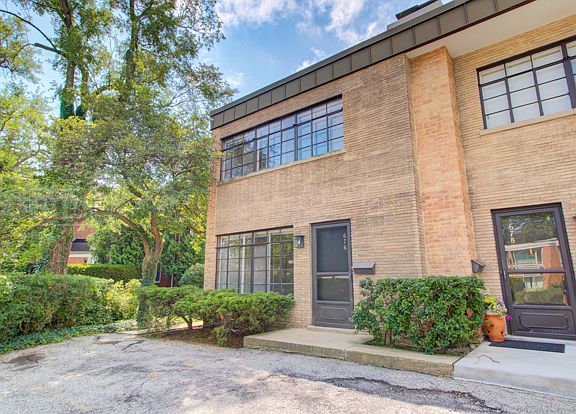 2nd image of 676 Roger Williams Ave #0