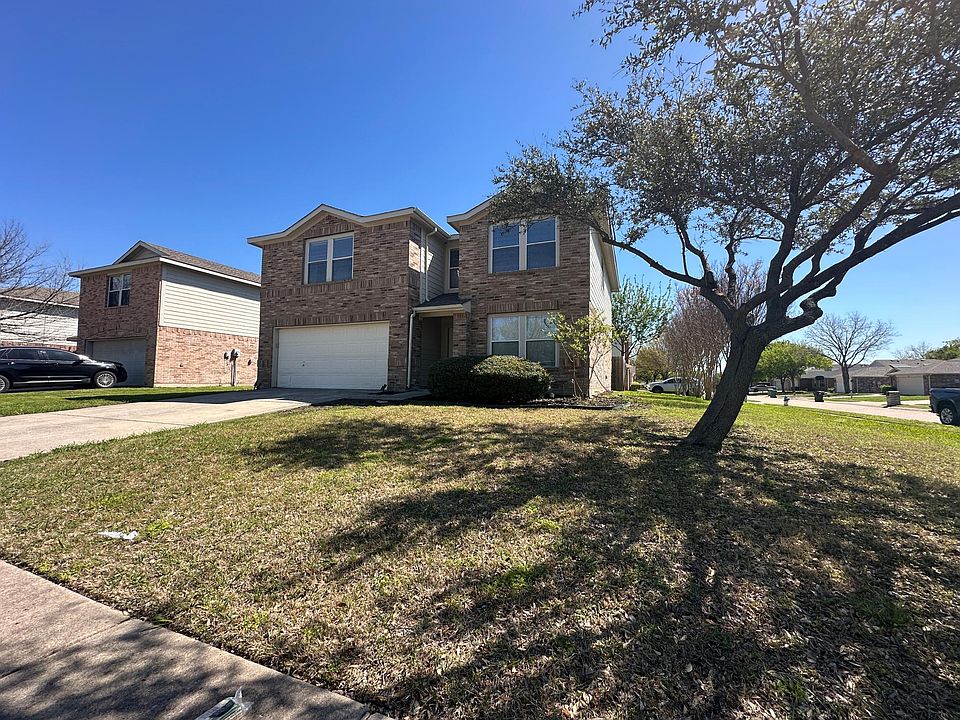 1st image of 2900 Windhaven Dr