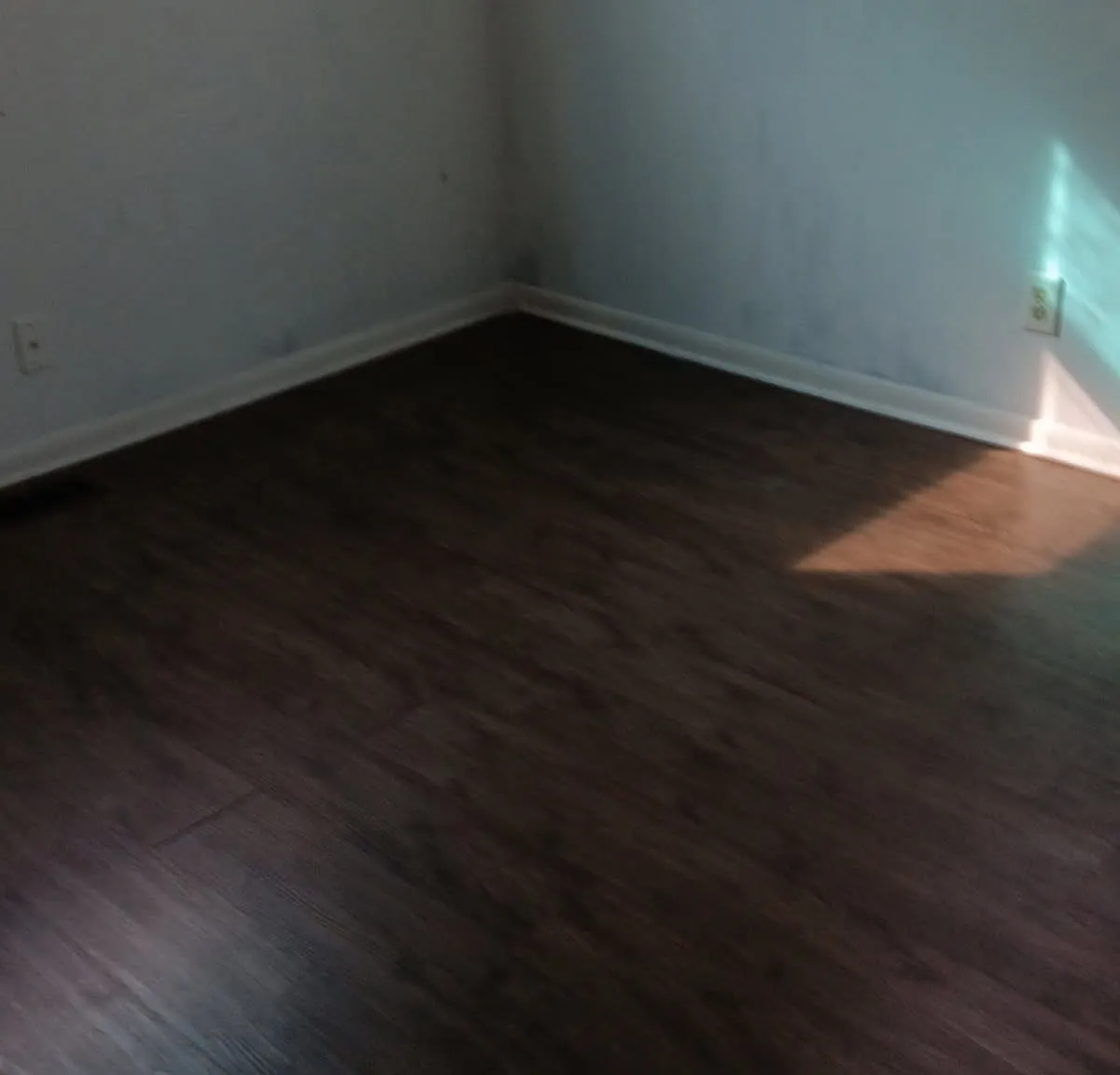 3 bed, 1092 sqft, $1,350 — Photo 2