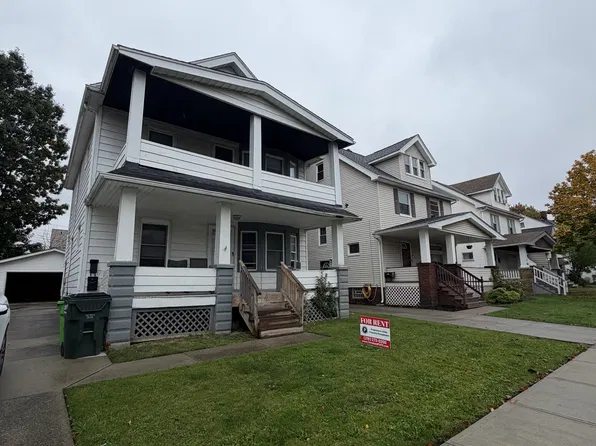 4911 E 108th St, Garfield Heights, OH 44125