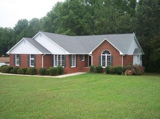 6481 Woodstock Rd, Acworth, GA 30102