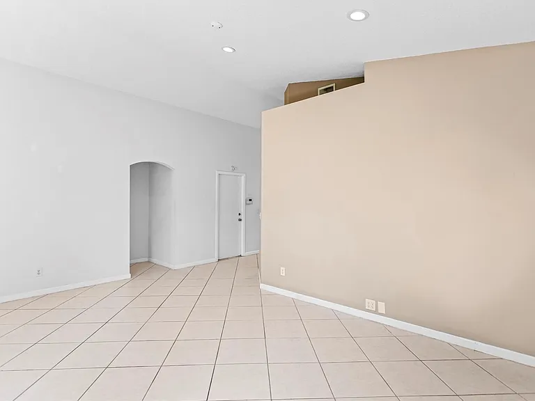 15250 SW 49th Ct — Photo 7