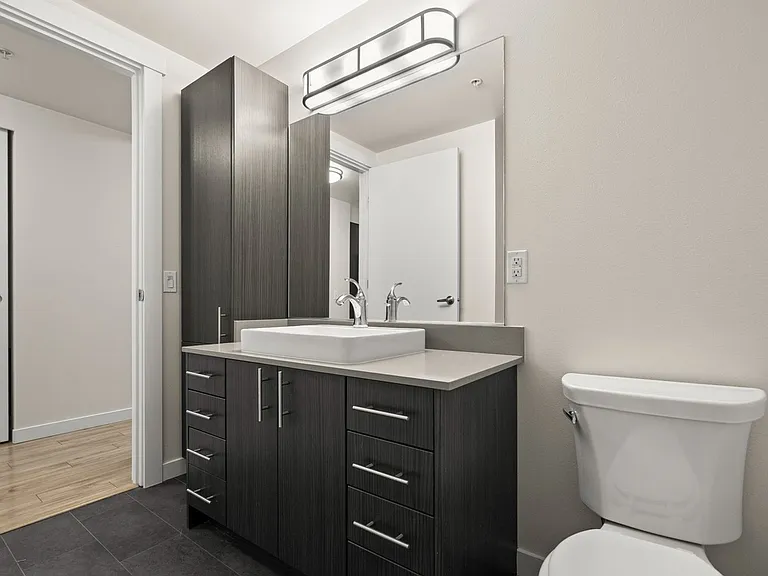 Contour Apartments — Photo 180