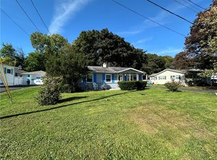 56 Sprucewood Dr, Geneva, NY 14456