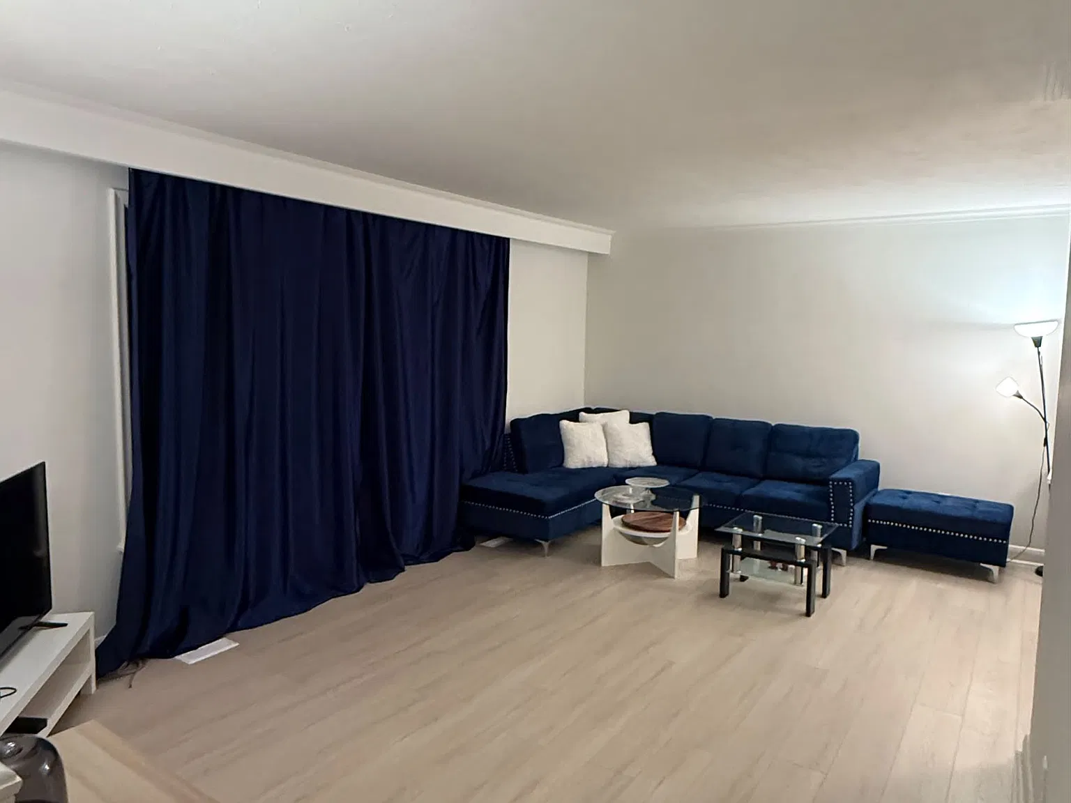 3 bed, $3,000 — Photo 3