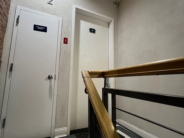 1409 Jefferson Ave #2C — Photo 7