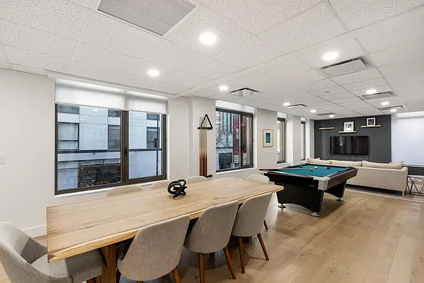 Rented by Compass | media 22