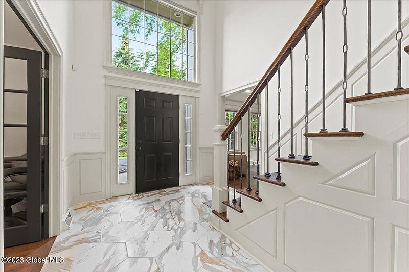 4th image of 21 Pinecrest Drive