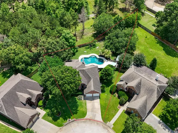 19603 Dogwood Walk Ct, Spring, TX 77388