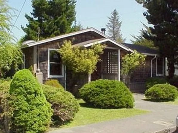 524 4th St, Arcata, CA 95521