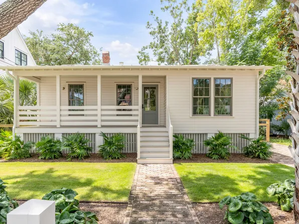 1417 Middle St, Sullivans Island, SC 29482