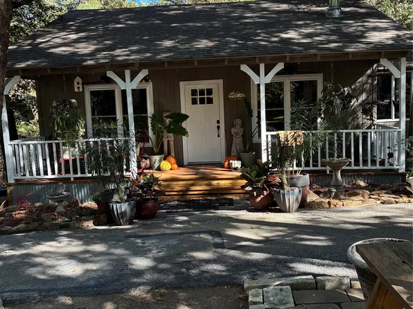 3080 Holly Trl E, Holly Lake Ranch, TX 75765