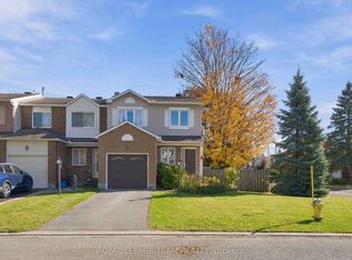 62 Springwater Dr, Ottawa, ON K2M1X6