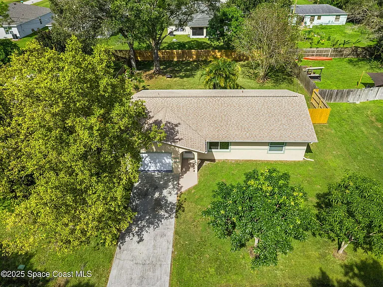 919 Quail St SE — Photo 22