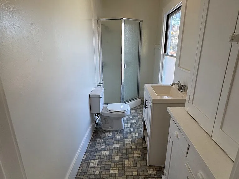 1535 Park St — Photo 14